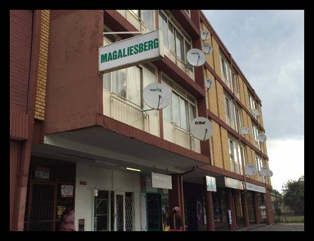 1 BEDROOM PROPERTY TO RENT IN GEZINA